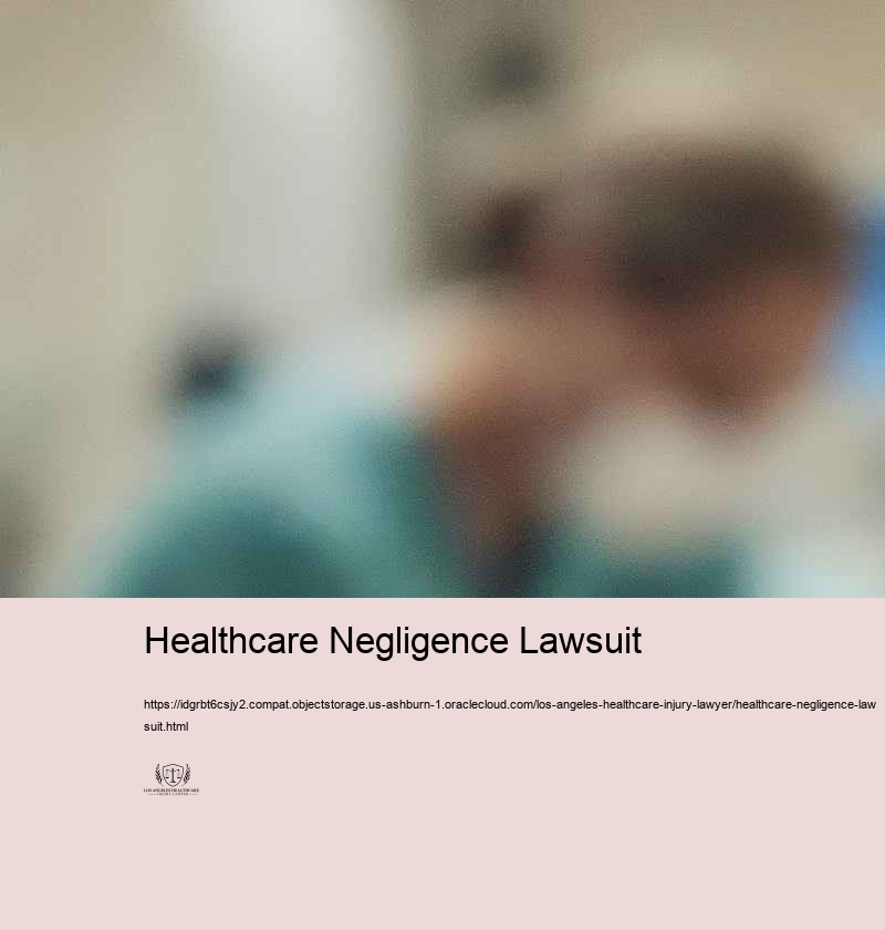 Advantages of Working With a Specialized Healthcare Injury Lawyer in LA